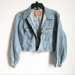 $40 ⬇️ Invisible Jeans Vintage Cropped Jean Jacket